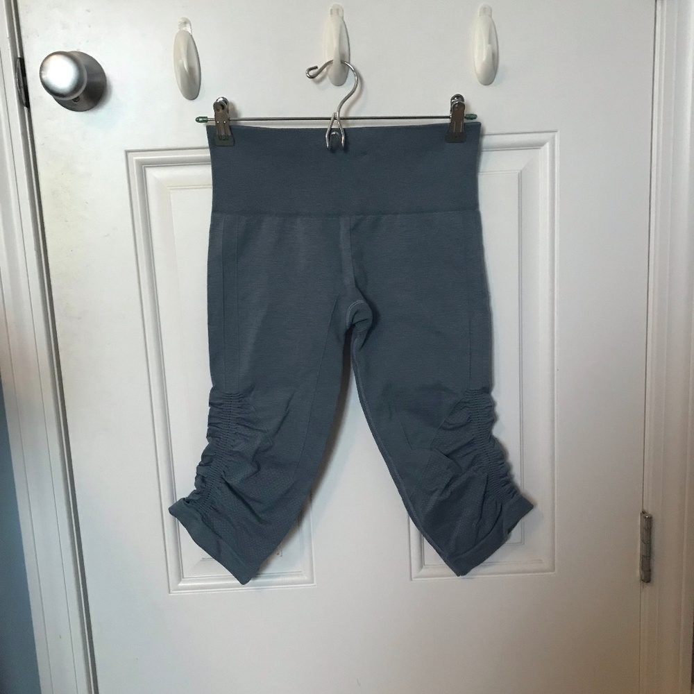 Lululemon Half TIght 17"